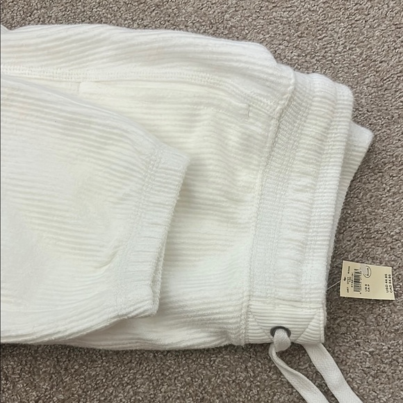 White Ribbed Joggers - Picture 3 of 3